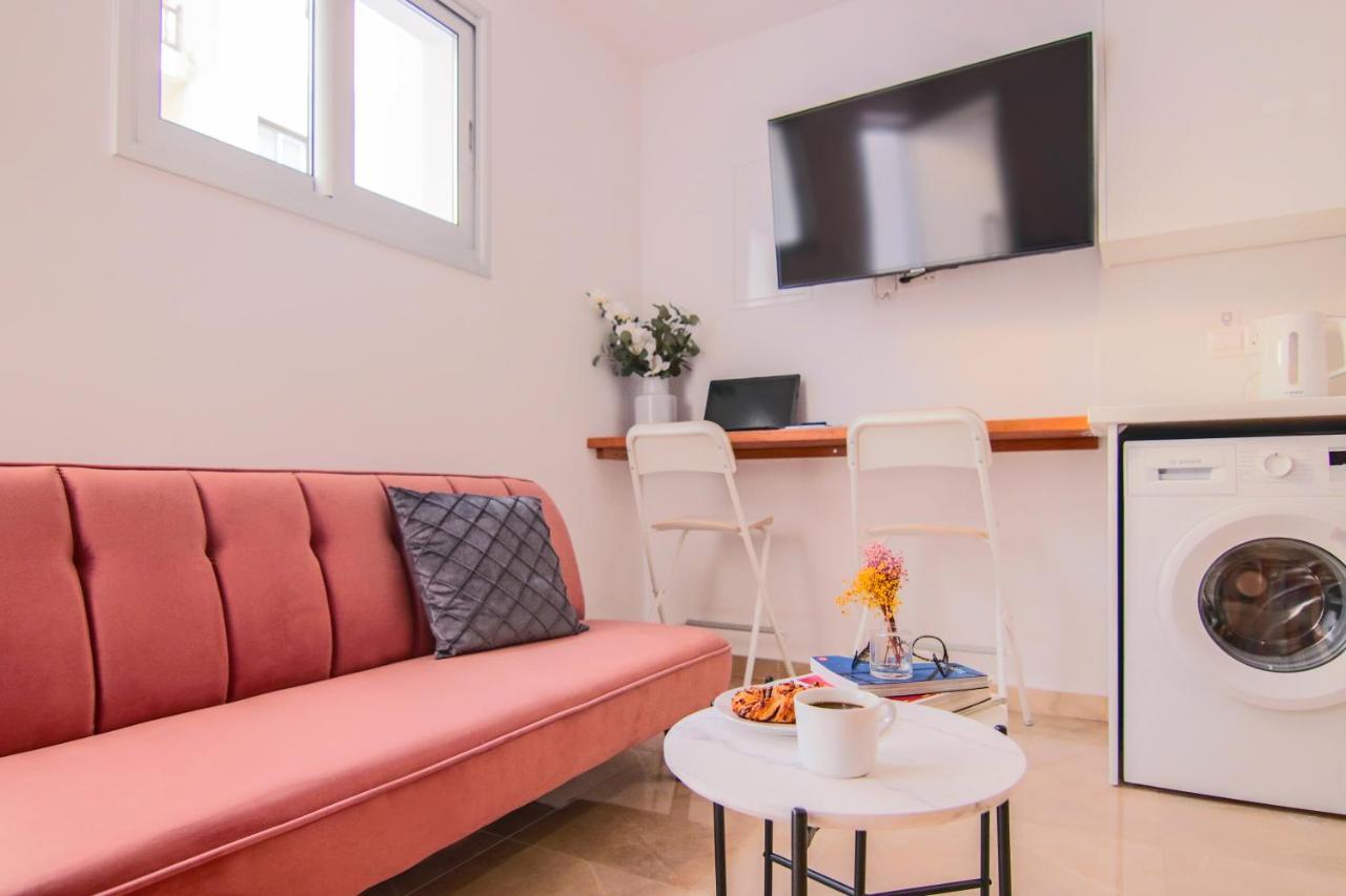 Phaedrus Living: Luxury Maisonette Lighthouse 60 Paphos ภายนอก รูปภาพ
