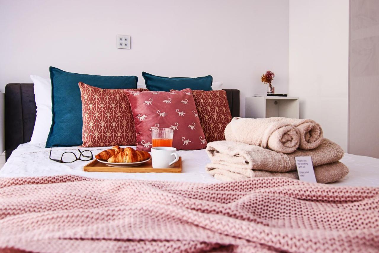 Phaedrus Living: Luxury Maisonette Lighthouse 60 Paphos ภายนอก รูปภาพ